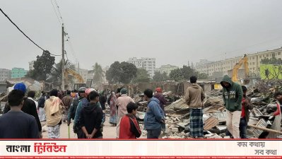 রূপনগরে গণপূর্ত মন্ত্রণালয়ের উচ্ছেদ অভিযান