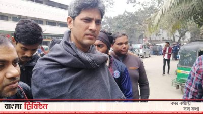 ঢাবি প্রশাসন নিজেই হামলার মদদদাতা কিনা প্রশ্ন জোনায়েদ সাকির