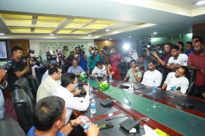 ক্রিকেটারদের ১৩ দফা ও ধর্মঘট