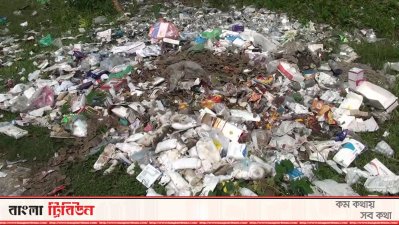 খুঁড়িয়ে খুঁড়িয়ে চলছে মোল্লাহাট উপজেলা স্বাস্থ্য কমপ্লেক্স