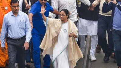 দলের প্রতিষ্ঠাবার্ষিকীকে ‘নাগরিক দিবস’ হিসেবে পালন তৃণমূলের