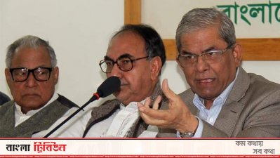 সংবাদ সম্মেলনে বিএনপি মহাসচিব মির্জা ফখরুল ইসলাম আলমগীর