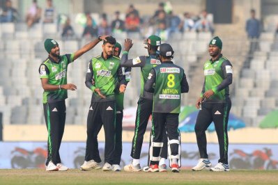টুর্নামেন্ট থেকে সবার আগে বিদায় নিয়েছে সিলেট। 
