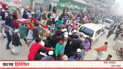 বাস না পেয়ে ট্রাক ও পিকআপে রওনা দেন মুসল্লিরা  