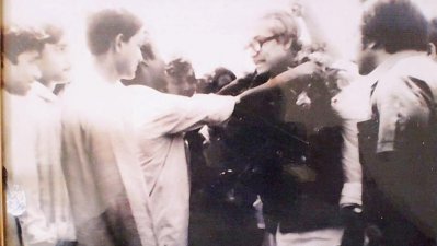 বঙ্গবন্ধুর সঙ্গে আমিরুল ইসলাম