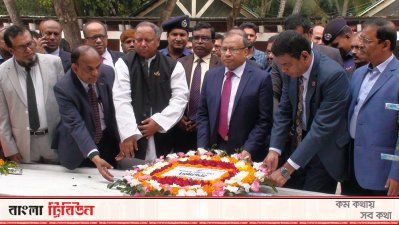 টুঙ্গিপাড়ায় স্থানীয় সরকার, পল্লি উন্নয়ন ও সমবায় মন্ত্রী মো. তাজুল ইসলাম