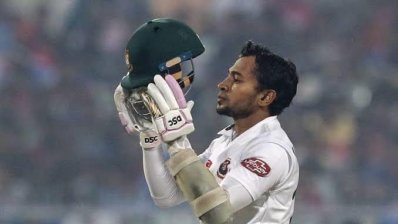 মুশফিক তাহলে আর ‘অটোমেটিক চয়েস’নন!