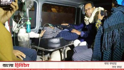 আবু জাফর সূর্যকে হাসপাতালে নেওয়া হচ্ছে