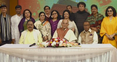 এবারের উৎসব নিয়ে কথা বলছিলেন আয়োজকরা
