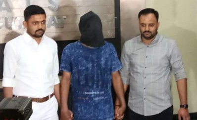 মুম্বাই বিস্ফোরণের 'অন্যতম হোতা' আটক
