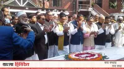 টুঙ্গিপাড়ায় জাতির জনকের সমাধিতে ওবায়দুল কাদেরের শ্রদ্ধা