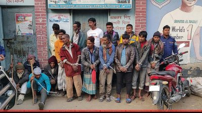 হিলিতে ১৬ মাদকসেবীর দণ্ড