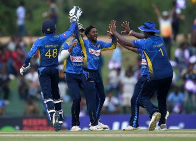 পাকিস্তানে না যাওয়া অনেকে ফিরলেন শ্রীলঙ্কা দলে