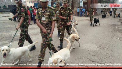 সেনাবাহিনীকে ১০টি কুকুর উপহার দিলো ভারত