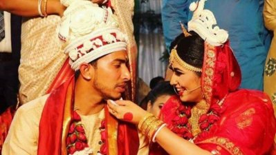 স্ত্রী প্রিয়ন্তির সঙ্গে সৌম্য