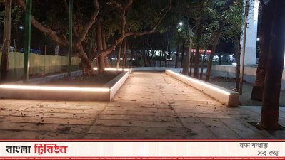বাহাদুর শাহ পার্কের রাতের চিত্র