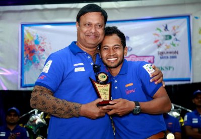 বিকেএসপির মিলনমেলায় গিয়ে আপ্লুত মুশফিক