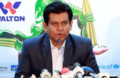 ঢাকা প্রিমিয়ার লিগের সংবাদ সম্মেলনে বোর্ড প্রধান নির্বাহী নিজামউদ্দিন চৌধুরী