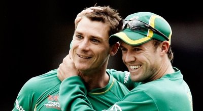 ডেল স্টেইন ও ডি ভিলিয়ার্স দারুণ বন্ধুও
