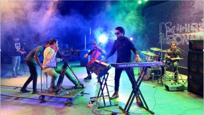 শুটিংয়ে শিরোনামহীন