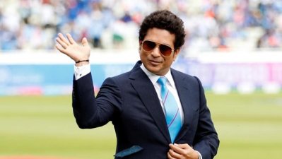 টেন্ডুলকার এক মাস খাবার দেবেন ৫ হাজার মানুষকে