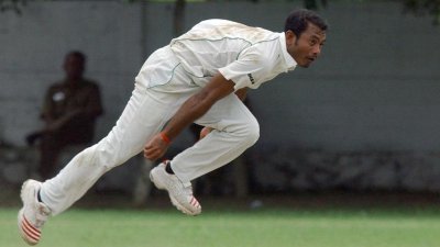মোহাম্মদ শরীফ।