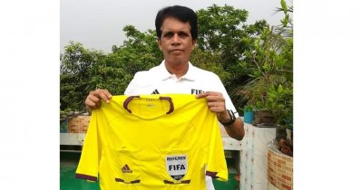 এই জার্সি নিলামে তুলবেন তৈয়ব হাসান