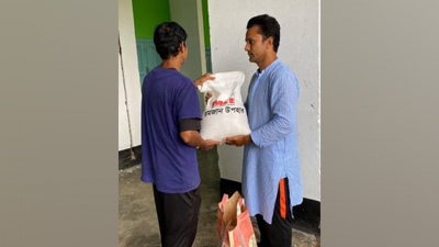 করোনাকালে পাইলটদের &lsquo;রমজান উপহার&rsquo;।