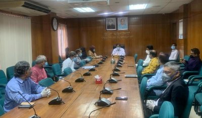 নোয়াব প্রতিনিধিদের সঙ্গে মতবিনিময় করেন তথ্যমন্ত্রী