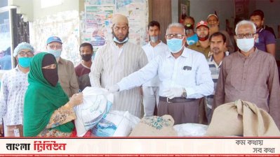 ত্রাণ নিয়ে কাউকে ছিনিমিনি খেলতে দেওয়া হবে না: কেসিসি মেয়র