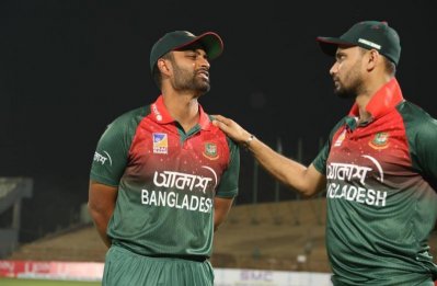 মাশরাফির সঙ্গে তামিম