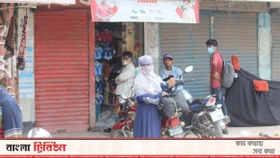 সময়ের আগেই খুলে গেছে দোকানপাট 