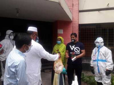 হাসপাতাল ছাড়ছেন সেই দম্পতি