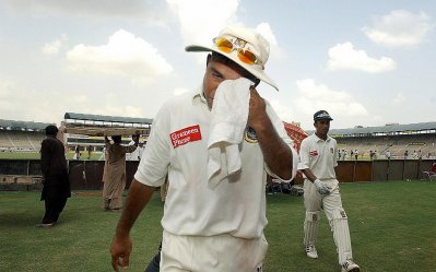 সেদিন কেঁদে ফেলেছিলেন সুজন। 