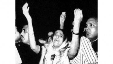 শেখ হাসিনার স্বদেশ প্রত্যাবর্তন