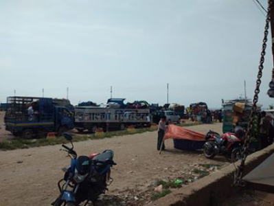 শিমুলিয়া ঘাটে গাড়ির লাইন