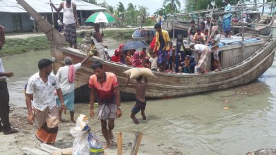 ঘূর্ণিঝড় আম্পান: ভোলায় বৃষ্টিপাত, আশ্রয়কেন্দ্রে আসছে মানুষ