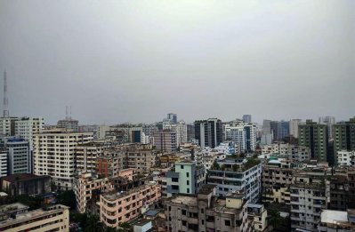 ঢাকার আকাশ মেঘলা, কিছু এলাকায় শুরু হয়েছে বৃষ্টি (ছবি: সঞ্চিতা সীতু)