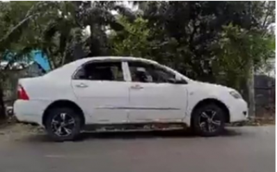 এ গাড়িতেই ঢাকা থেকে মেহেরপুর আসেন পুষ্প রানী