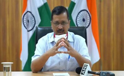 করোনা উপসর্গ নিয়ে স্বেচ্ছা বিচ্ছিন্ন দিল্লির মুখ্যমন্ত্রী কেজরিওয়াল
