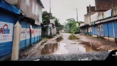 লকডাউনের দ্বিতীয় দিনে ভুতুড়ে রুপগঞ্জ ইউনিয়ন