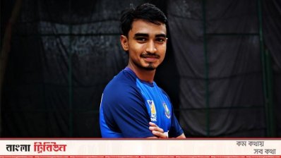 তানজিম হাসান সাকিব। 