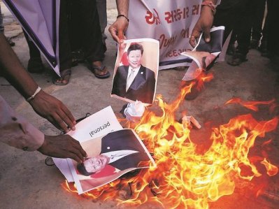 ভারতে জোরালো হচ্ছে চীনবিরোধী বিক্ষোভ