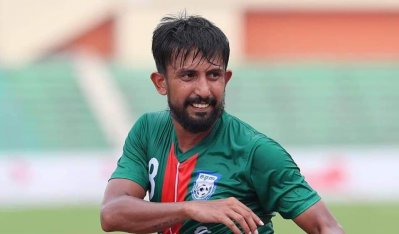 মিডফিল্ডার মামুনুল ইসলাম