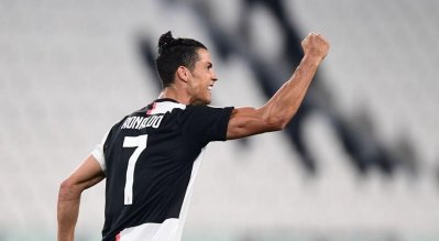 আবারও পেনাল্টি থেকে গোল রোনালদোর