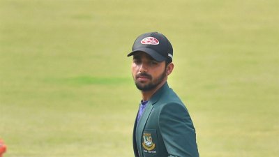 মুমিনুল হক। 