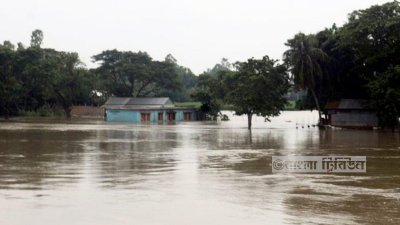 যমুনার পানি বৃদ্ধি পেয়ে প্লাবিত নিম্নাঞ্চল