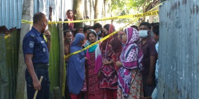 টাঙ্গাইলে একই পরিবারের চার জনকে হত্যা