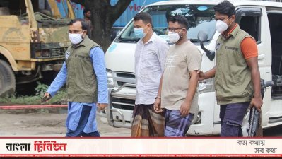 দিনাজপুরে আল্লাহর দলের দুই সদস্যকে আটক করে নিয়ে যাচ্ছে র&zwnj;্যাব