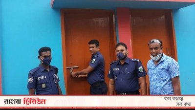 সরকারবিরোধী বৈঠকের অভিযোগে সাঁথিয়ার এই প্রি ক্যাডেট স্কুলটি সিলগালা করে দেয় পুলিশ।